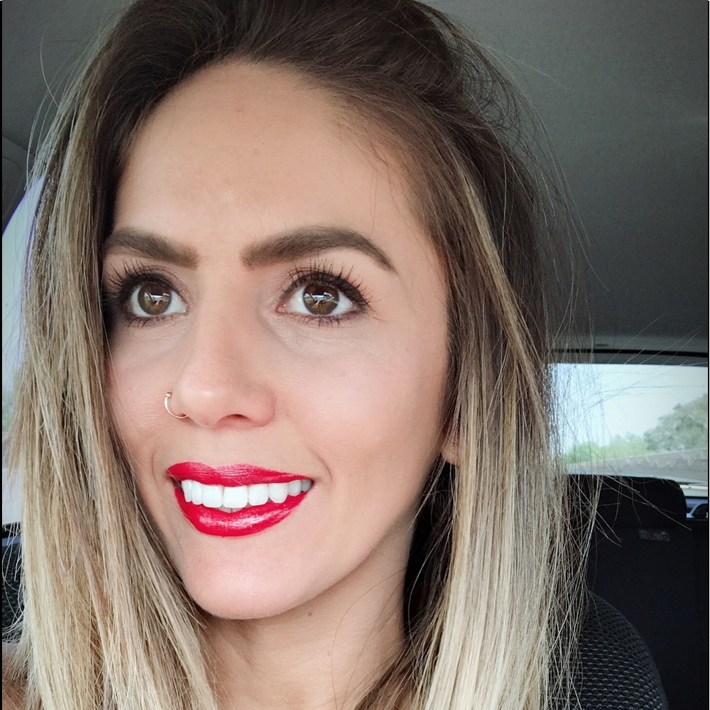 Meet your Posher, Marie